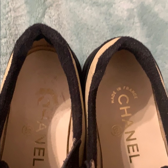 CHANEL CANVAS PLATFORM SNEAKERS!!  Size 35 - Picture 6 of 7